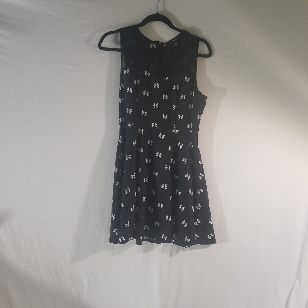Forever 21 Sleeveless Dress B2